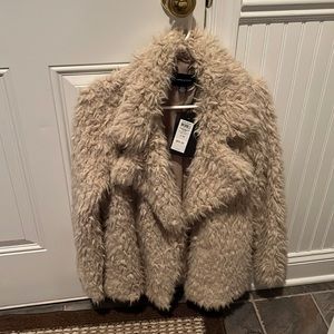 Vero Moda XS fuzzy jacket